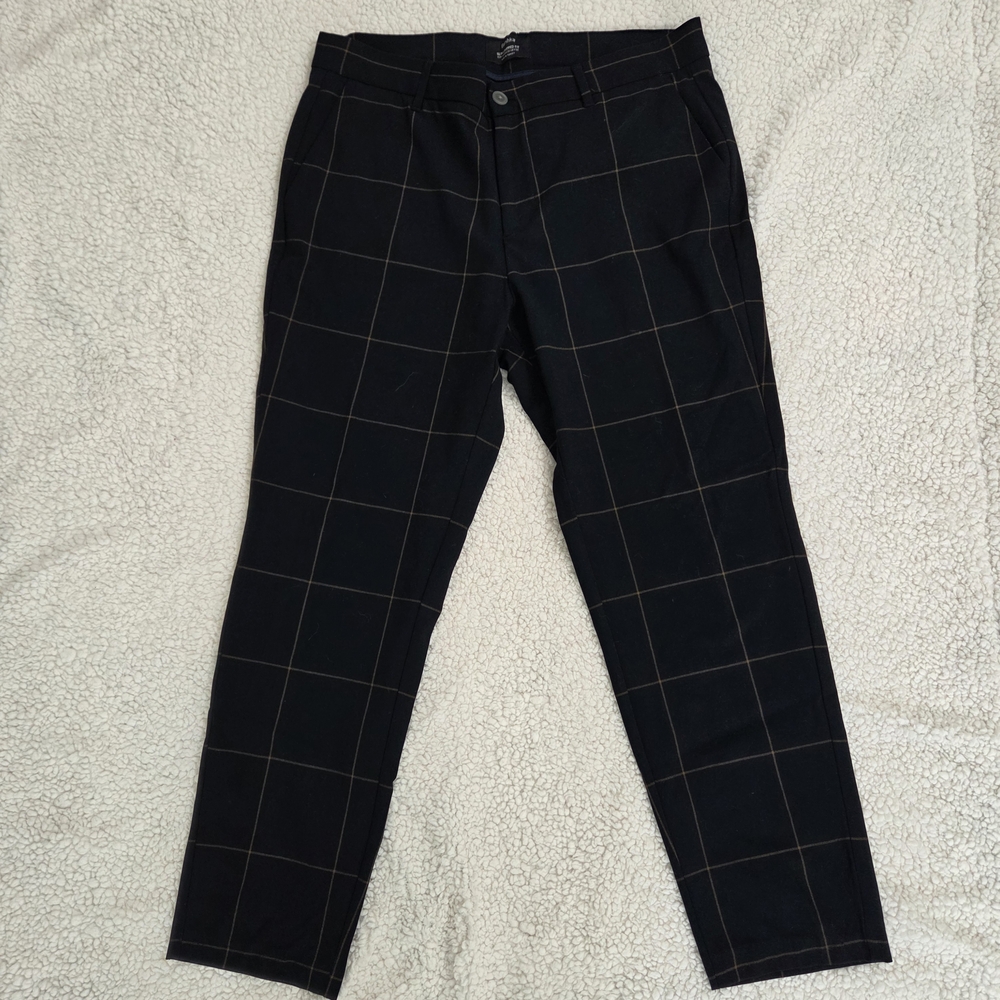 Bershka Women's Black Checkered Ankle Pants